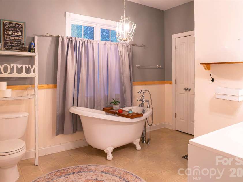 155 4th Avenue, Catawba, NC 28609.  MLS# CAR4427826, YatesRealty ID 53221. 