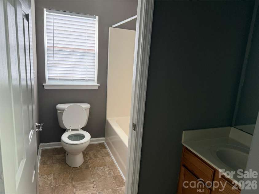 2849 Summergrove Court, Matthews, NC 28105.  MLS# CAR4428032, YatesRealty ID 53222. 