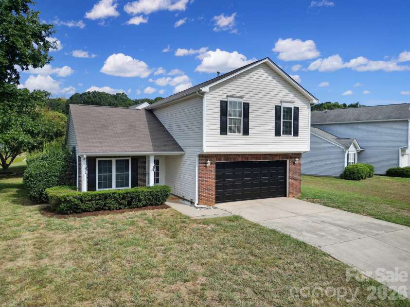 5228 Moonlight Trail, Concord, NC 28025.  MLS# CAR4425207, YatesRealty ID 53223. 
