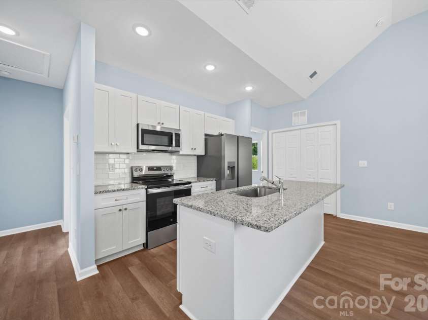 301 Long Street, East Spencer, NC 28039.  MLS# CAR4424524, YatesRealty ID 53224. 