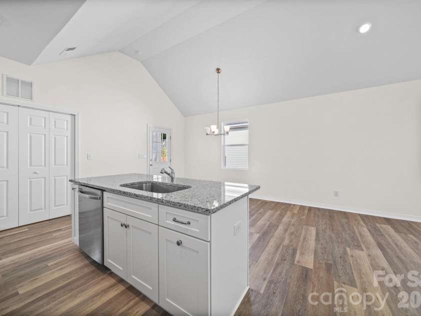 299 Long Street, East Spencer, NC 28039.  MLS# CAR4424473, YatesRealty ID 53225. 