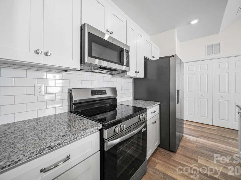 299 Long Street, East Spencer, NC 28039.  MLS# CAR4424473, YatesRealty ID 53225. 