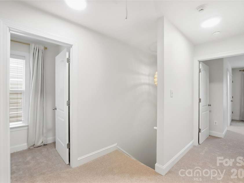 1915 Lela Avenue, Charlotte, NC 28208.  MLS# CAR4428467, YatesRealty ID 53229. 
