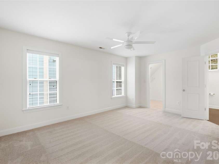 1915 Lela Avenue, Charlotte, NC 28208.  MLS# CAR4428467, YatesRealty ID 53229. 