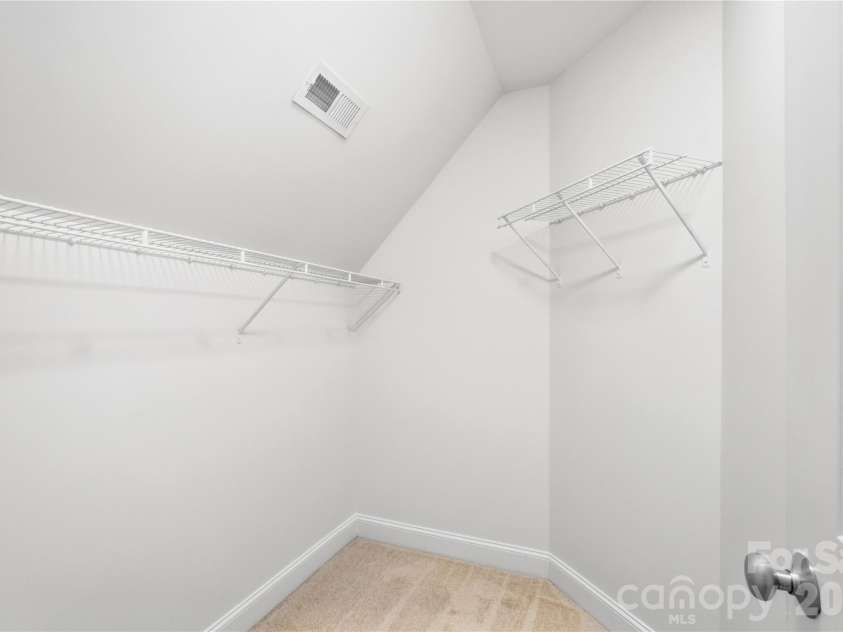 1915 Lela Avenue, Charlotte, NC 28208.  MLS# CAR4428467, YatesRealty ID 53229. 