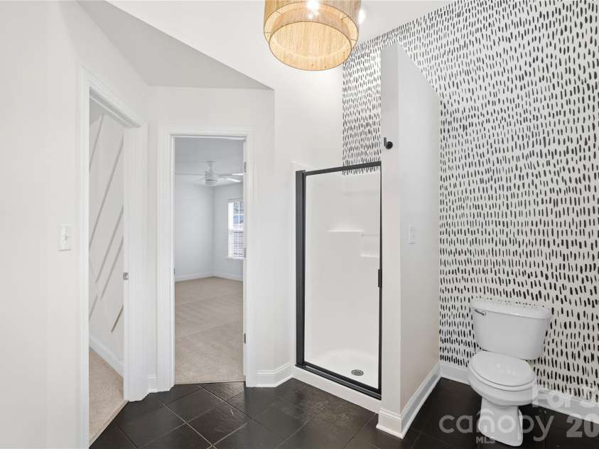 1915 Lela Avenue, Charlotte, NC 28208.  MLS# CAR4428467, YatesRealty ID 53229. 