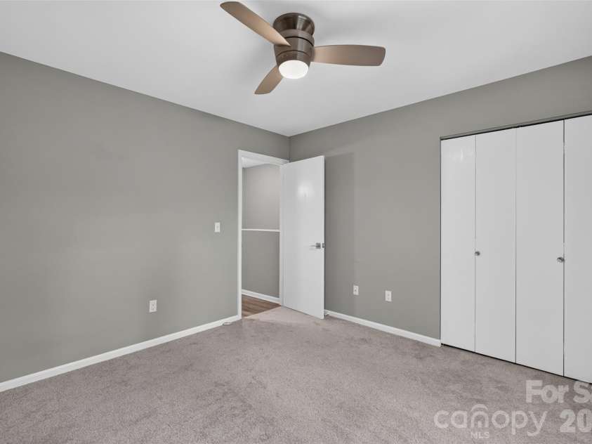 158 Rocking Porch Ridge, Asheville, NC 28805.  MLS# CAR4427181, YatesRealty ID 53230. Bedroom