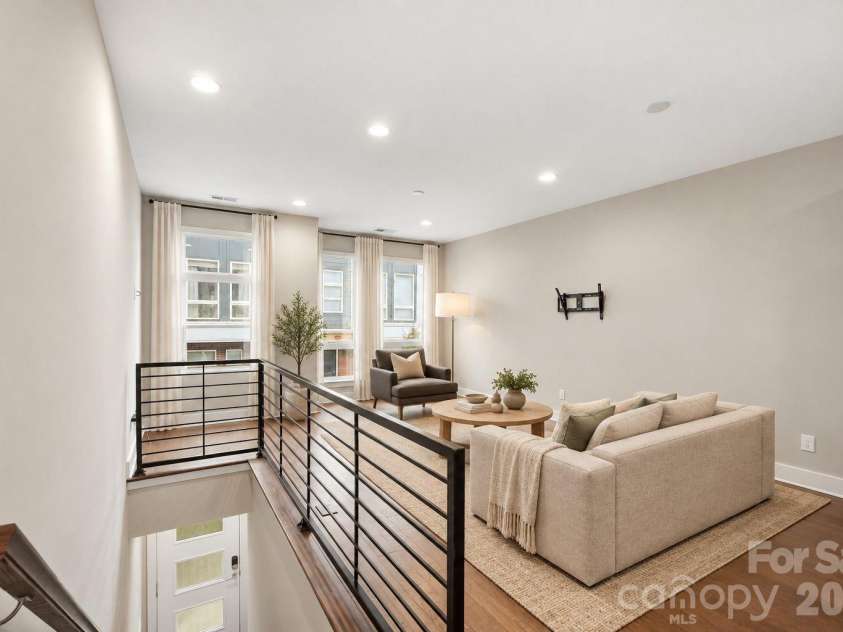 512 Sedgefield Park Drive, Charlotte, NC 28203.  MLS# CAR4428472, YatesRealty ID 53231. Virtually staged photo