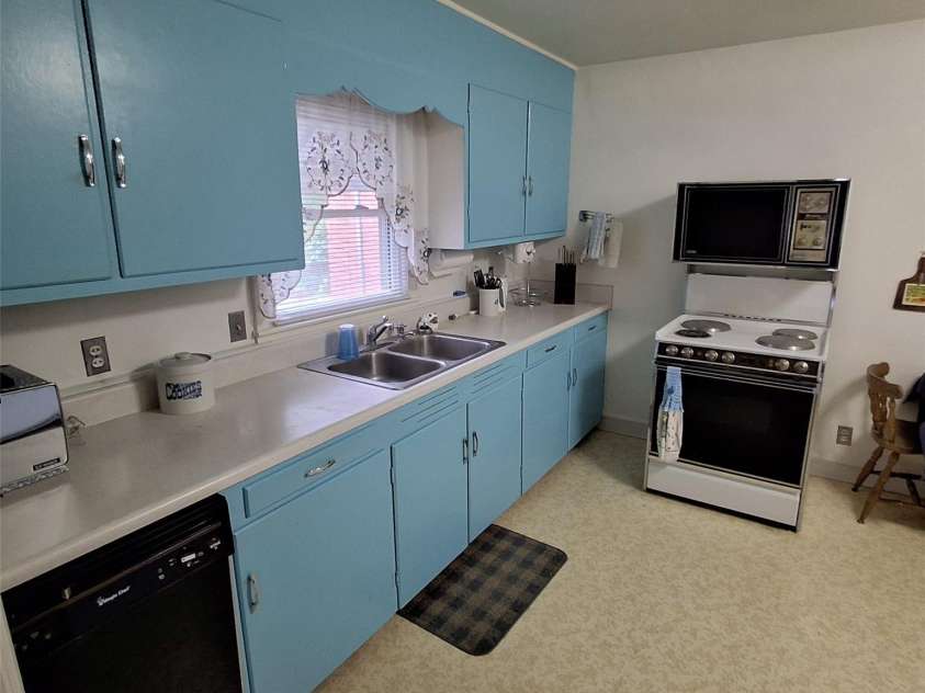 48 Westgate Road, Asheville, NC 28806.  MLS# CAR4428821, YatesRealty ID 53233. 
