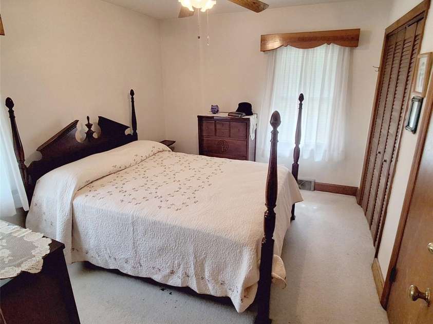 48 Westgate Road, Asheville, NC 28806.  MLS# CAR4428821, YatesRealty ID 53233. 