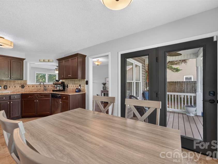 2 Hunters Creek Lane, Granite Falls, NC 28630.  MLS# CAR4420856, YatesRealty ID 53234. 