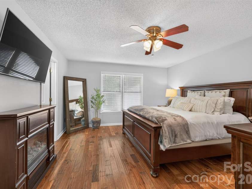 2 Hunters Creek Lane, Granite Falls, NC 28630.  MLS# CAR4420856, YatesRealty ID 53234. 