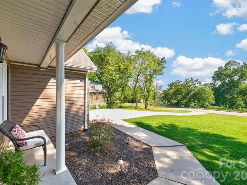 2 Hunters Creek Lane, Granite Falls, NC 28630.  MLS# CAR4420856, YatesRealty ID 53234. 