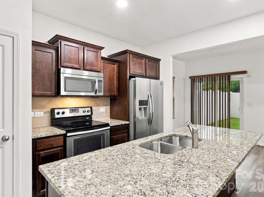 13598 Calloway Glen Drive, Charlotte, NC 28273.  MLS# CAR4428772, YatesRealty ID 53235. 