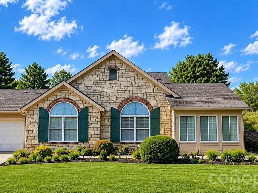 76 Mountain Meadow Circle, Weaverville, NC 28787.  MLS# CAR4428827, YatesRealty ID 53237. 