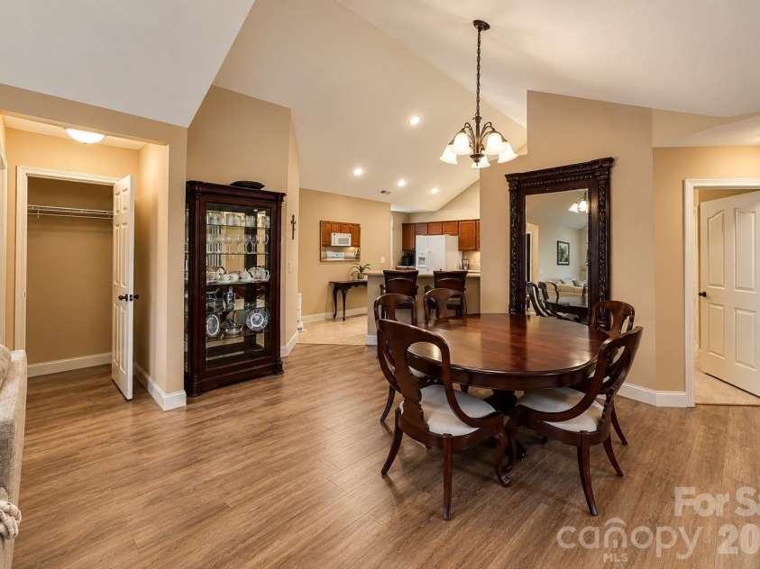 76 Mountain Meadow Circle, Weaverville, NC 28787.  MLS# CAR4428827, YatesRealty ID 53237. 