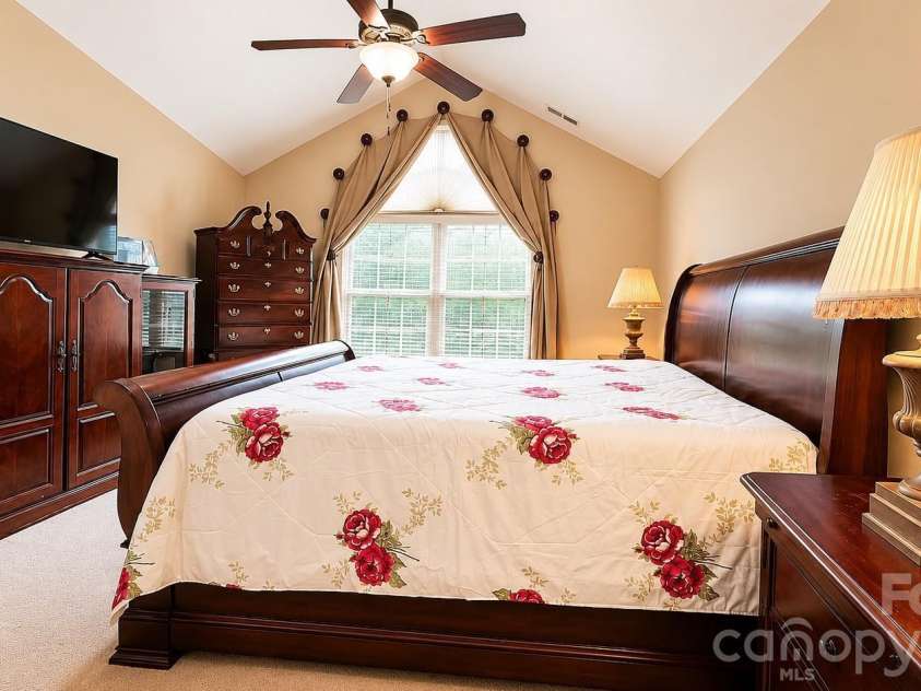 76 Mountain Meadow Circle, Weaverville, NC 28787.  MLS# CAR4428827, YatesRealty ID 53237. 