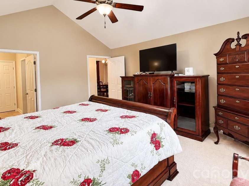 76 Mountain Meadow Circle, Weaverville, NC 28787.  MLS# CAR4428827, YatesRealty ID 53237. 