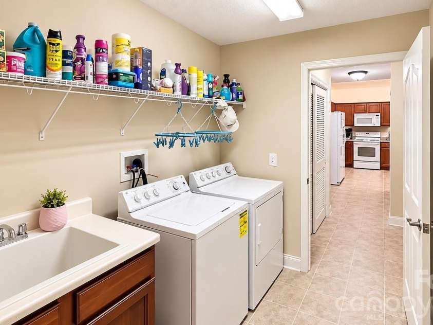 76 Mountain Meadow Circle, Weaverville, NC 28787.  MLS# CAR4428827, YatesRealty ID 53237. 