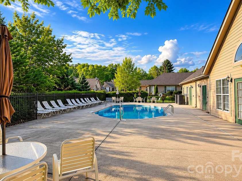 76 Mountain Meadow Circle, Weaverville, NC 28787.  MLS# CAR4428827, YatesRealty ID 53237. Community Pool