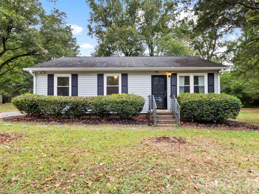 4012 Crestview Drive, Rock Hill, SC 29732.  MLS# CAR4421136, YatesRealty ID 53238. 
