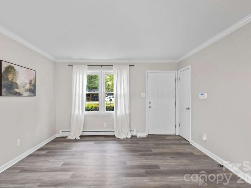 4012 Crestview Drive, Rock Hill, SC 29732.  MLS# CAR4421136, YatesRealty ID 53238. 