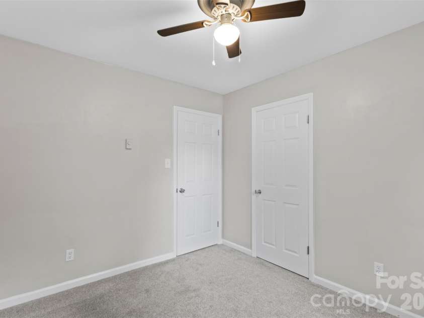 4012 Crestview Drive, Rock Hill, SC 29732.  MLS# CAR4421136, YatesRealty ID 53238. 