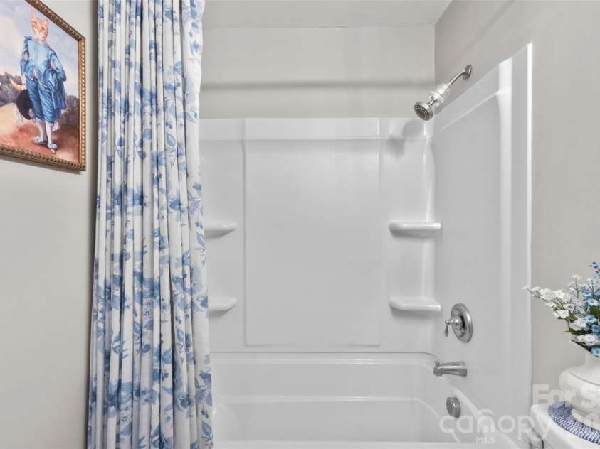 4012 Crestview Drive, Rock Hill, SC 29732.  MLS# CAR4421136, YatesRealty ID 53238. 