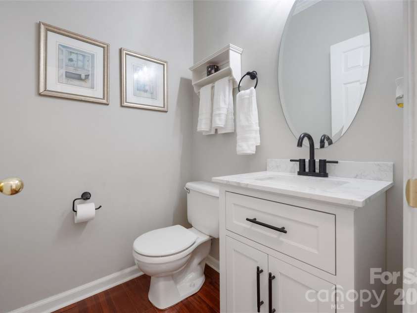 16919 Hampton Crossing Drive, Huntersville, NC 28078.  MLS# CAR4428164, YatesRealty ID 53239. 
