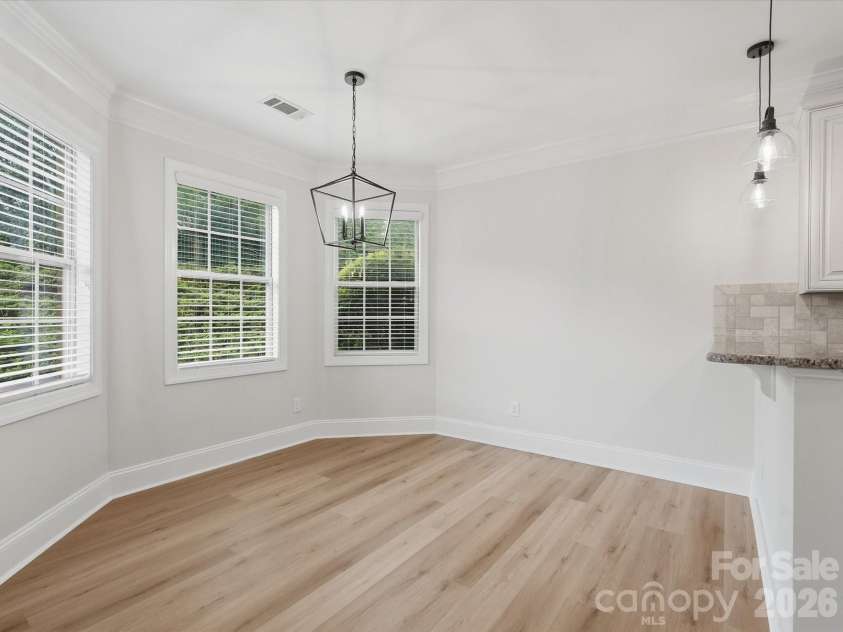 315 Golden View Drive, Waxhaw, NC 28173.  MLS# CAR4428413, YatesRealty ID 53241. 