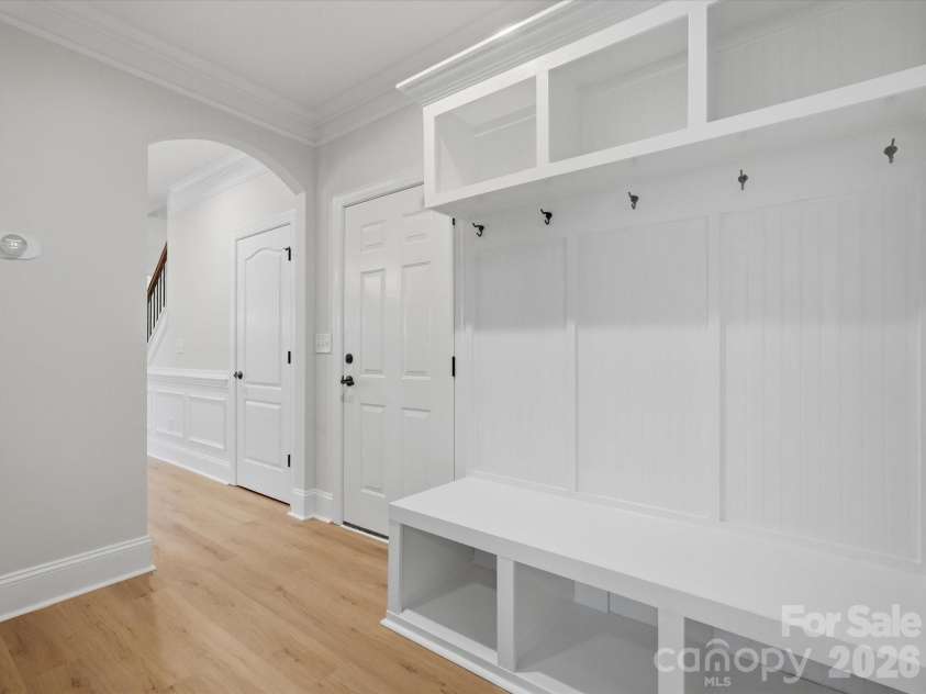 315 Golden View Drive, Waxhaw, NC 28173.  MLS# CAR4428413, YatesRealty ID 53241. 
