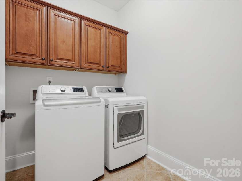 315 Golden View Drive, Waxhaw, NC 28173.  MLS# CAR4428413, YatesRealty ID 53241. 