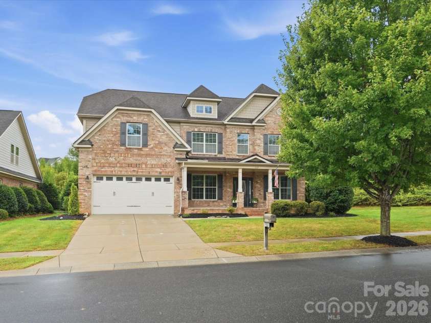315 Golden View Drive, Waxhaw, NC 28173.  MLS# CAR4428413, YatesRealty ID 53241. 