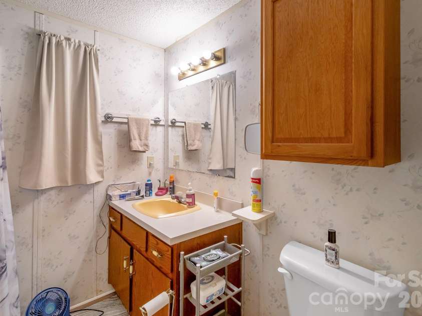 5107 Raleys Mill Road, Bethune, SC 29009.  MLS# CAR4428647, YatesRealty ID 53243. 