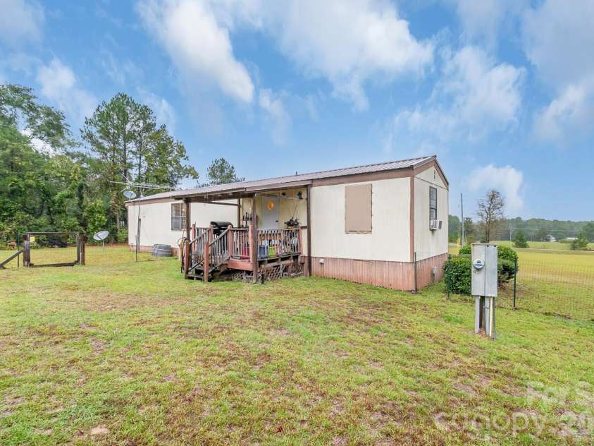 5107 Raleys Mill Road, Bethune, SC 29009.  MLS# CAR4428647, YatesRealty ID 53243. 