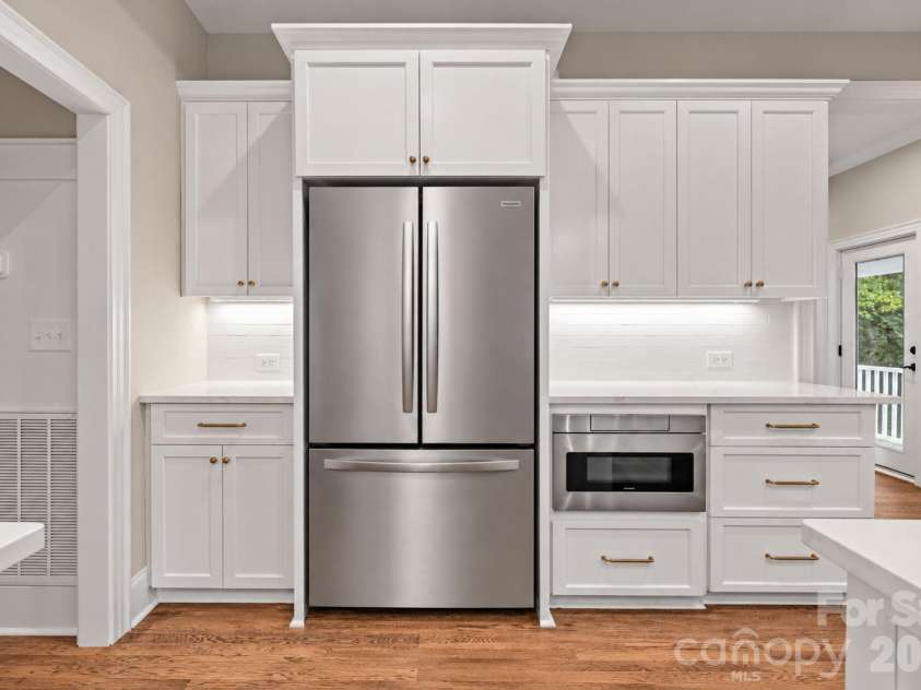 705 Main Street, Davidson, NC 28036.  MLS# CAR4428587, YatesRealty ID 53244. 