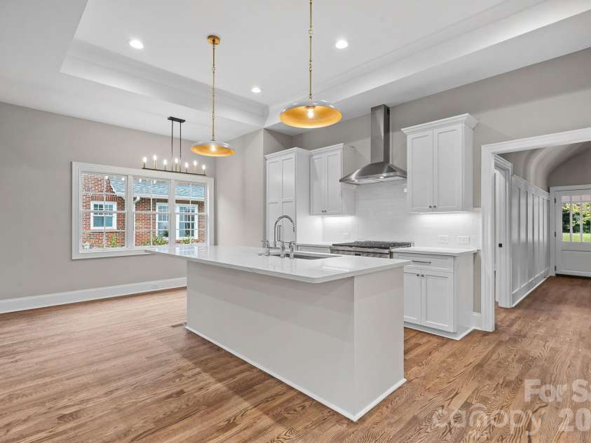 705 Main Street, Davidson, NC 28036.  MLS# CAR4428587, YatesRealty ID 53244. 