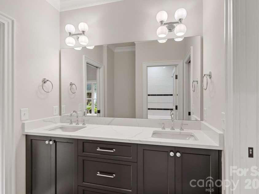705 Main Street, Davidson, NC 28036.  MLS# CAR4428587, YatesRealty ID 53244. 