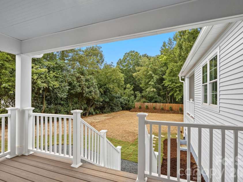 705 Main Street, Davidson, NC 28036.  MLS# CAR4428587, YatesRealty ID 53244. 