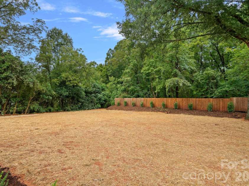 705 Main Street, Davidson, NC 28036.  MLS# CAR4428587, YatesRealty ID 53244. 