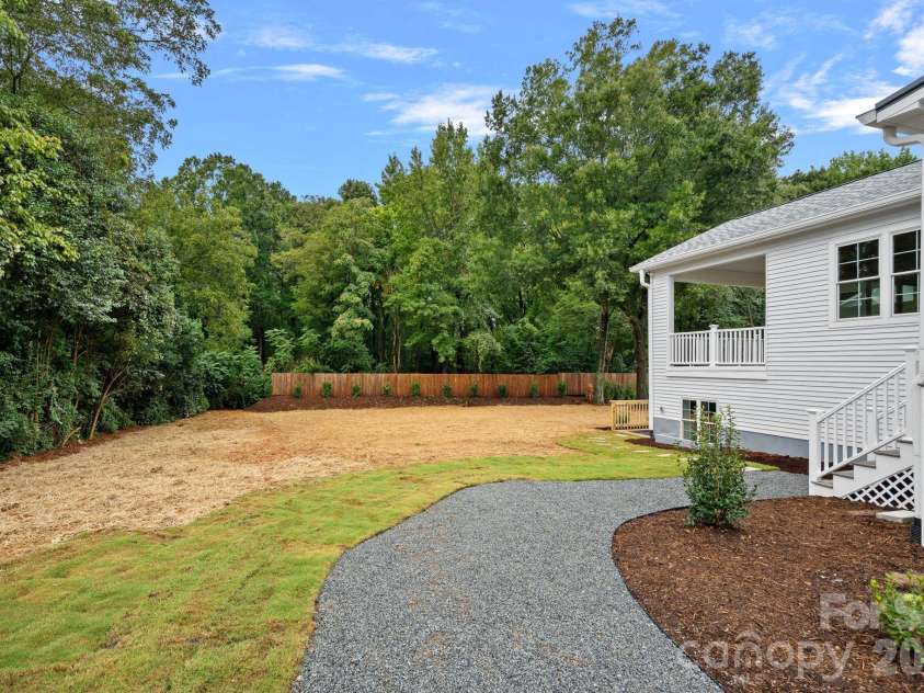 705 Main Street, Davidson, NC 28036.  MLS# CAR4428587, YatesRealty ID 53244. 