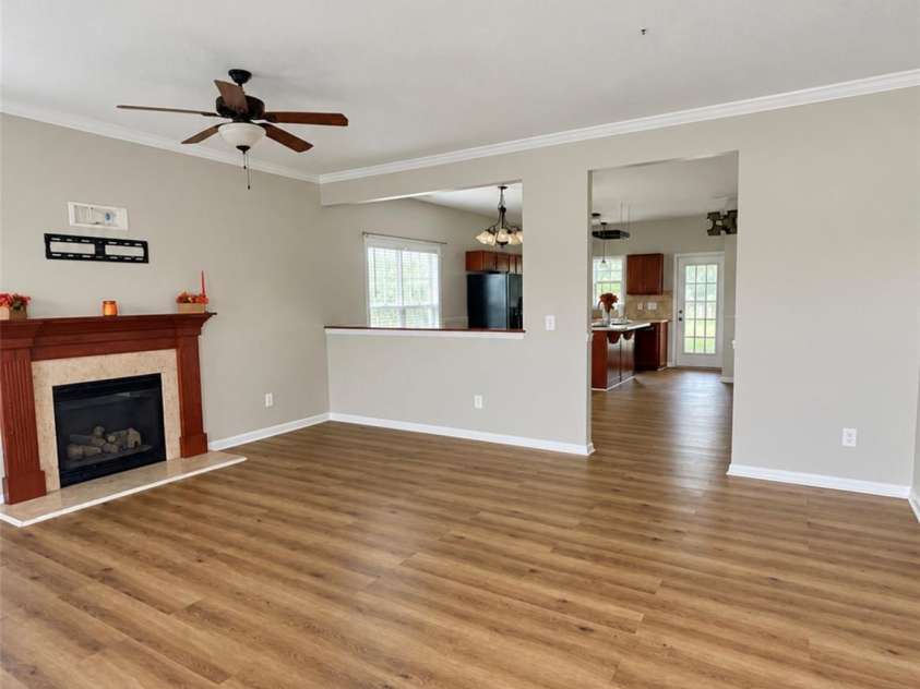 3600 Crosswinds Drive, Hope Mills, NC 28348.  MLS# CAR4428819, YatesRealty ID 53247. 