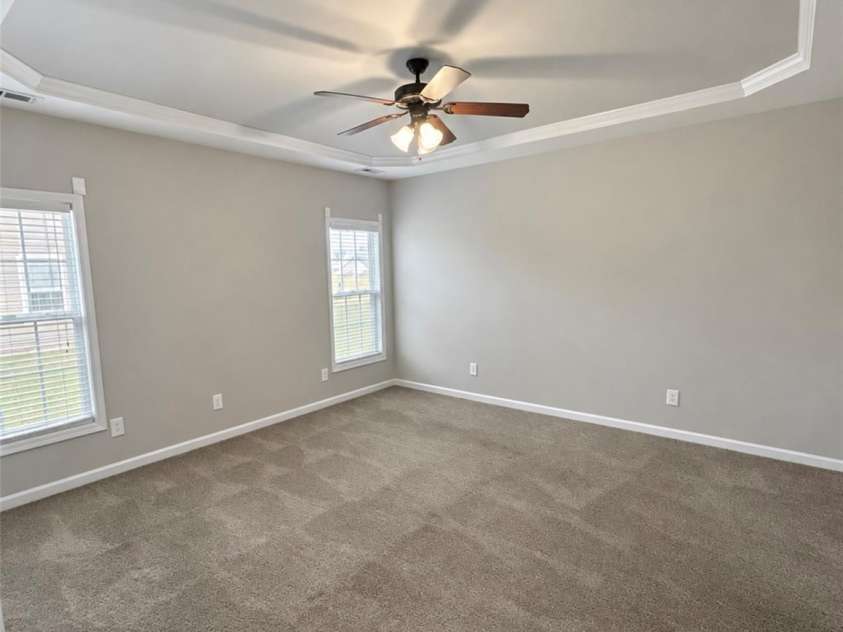 3600 Crosswinds Drive, Hope Mills, NC 28348.  MLS# CAR4428819, YatesRealty ID 53247. 
