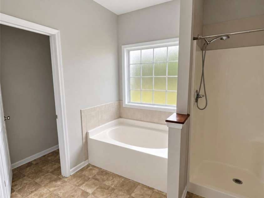 3600 Crosswinds Drive, Hope Mills, NC 28348.  MLS# CAR4428819, YatesRealty ID 53247. 