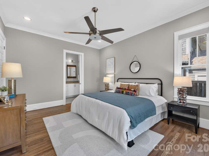 416 Park Avenue, Charlotte, NC 28203.  MLS# CAR4427323, YatesRealty ID 53248. 