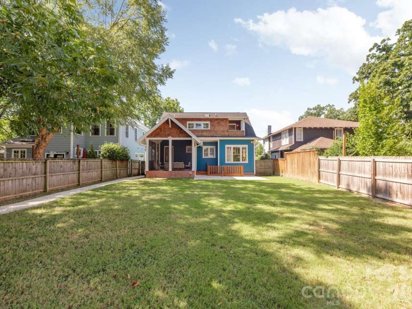 416 Park Avenue, Charlotte, NC 28203.  MLS# CAR4427323, YatesRealty ID 53248. 