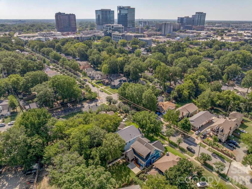 416 Park Avenue, Charlotte, NC 28203.  MLS# CAR4427323, YatesRealty ID 53248. 
