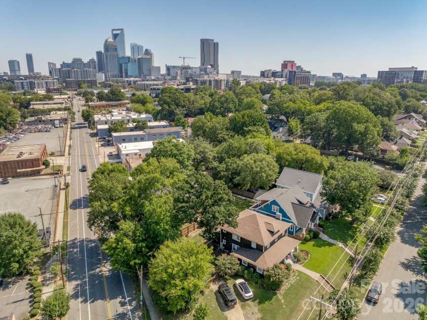 416 Park Avenue, Charlotte, NC 28203.  MLS# CAR4427323, YatesRealty ID 53248. 