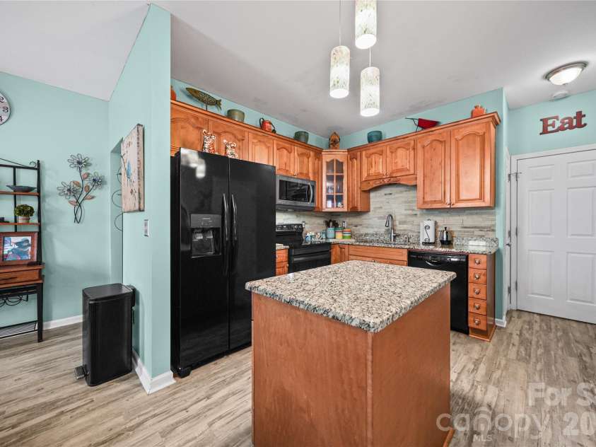3234 Penny Earley Lane, Kannapolis, NC 28083.  MLS# CAR4427327, YatesRealty ID 53250. 
