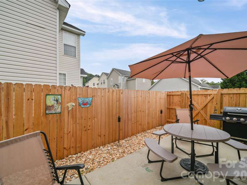 3234 Penny Earley Lane, Kannapolis, NC 28083.  MLS# CAR4427327, YatesRealty ID 53250. 